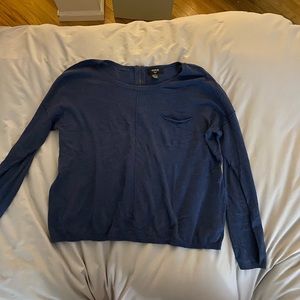 Women’s navy blue long sleeve top